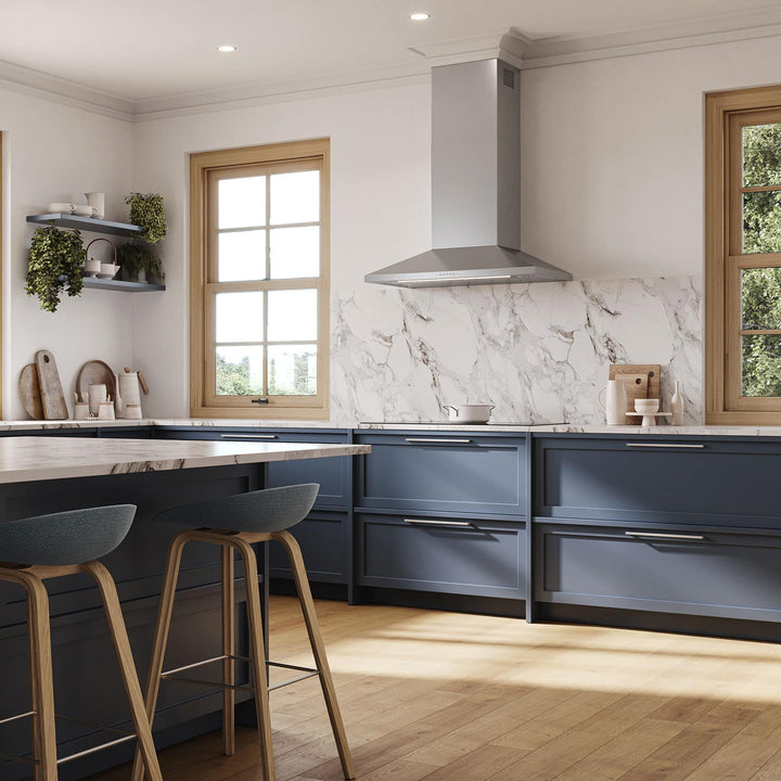 Falmec VULCANO Plus NRS 30" Stainless Steel Ventilation Hood Lifestyle 1