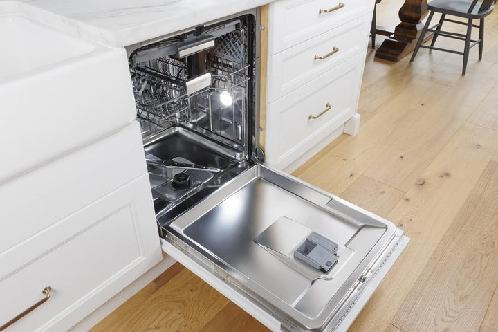 Fulgor_Milano_700_Series_Dishwasher_Open_Empty